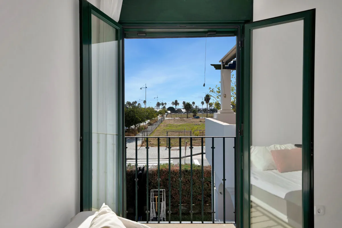 d3b29d59-0302-4810-8ff2-8d0587f3bcd4