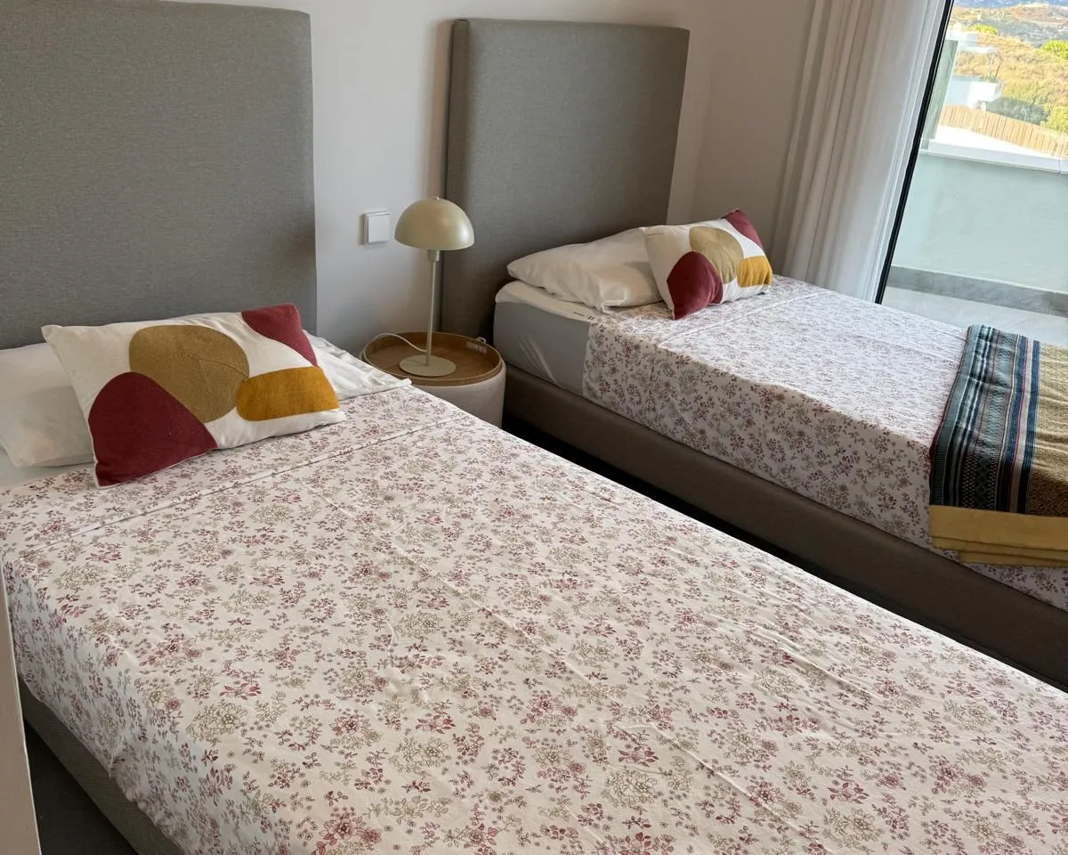 29256b5c-c5e0-47b0-b42d-ae6781438a4a