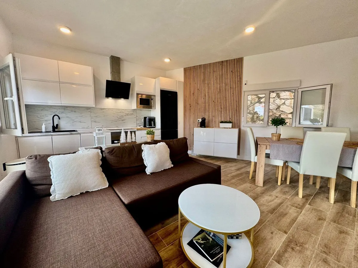 2ea983b4-2ae3-427f-b916-28b21f56c12f