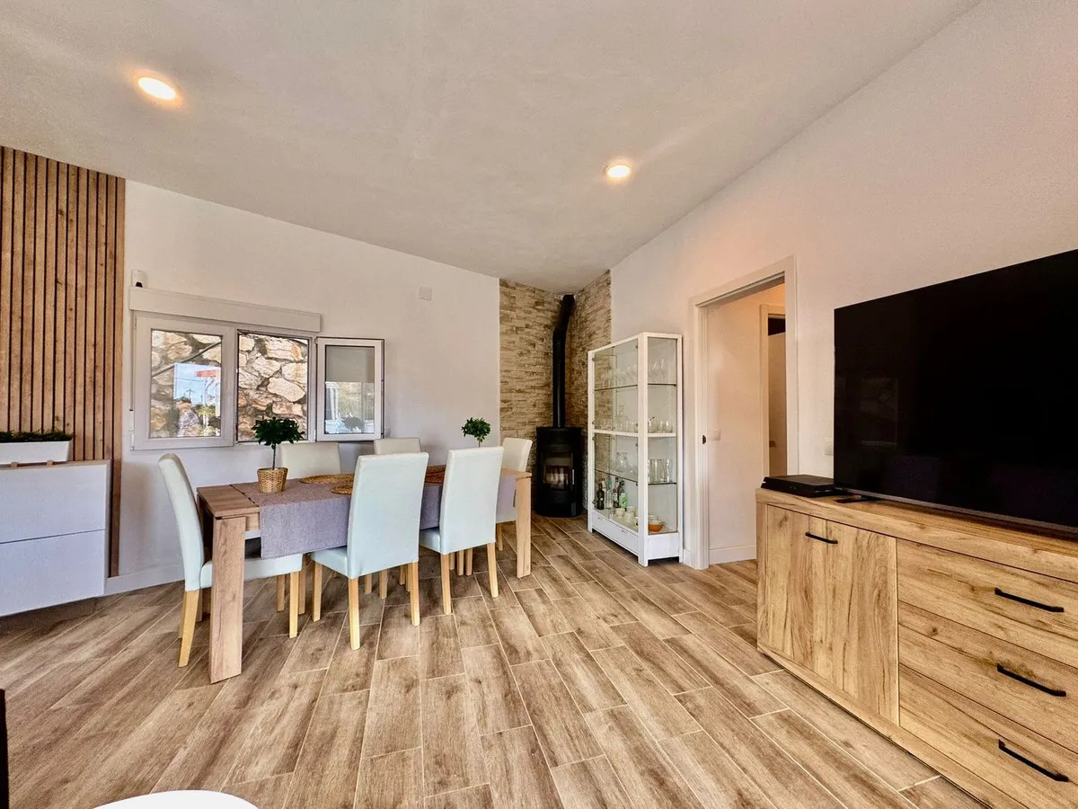 51f09e71-62fb-448c-80f9-8fbe64f72596