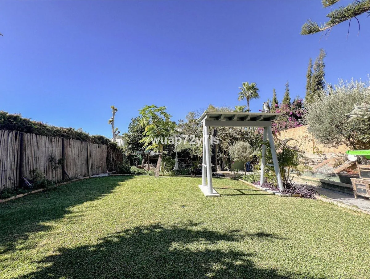 073599cb-f31b-4d38-a0eb-4d8c9504394e