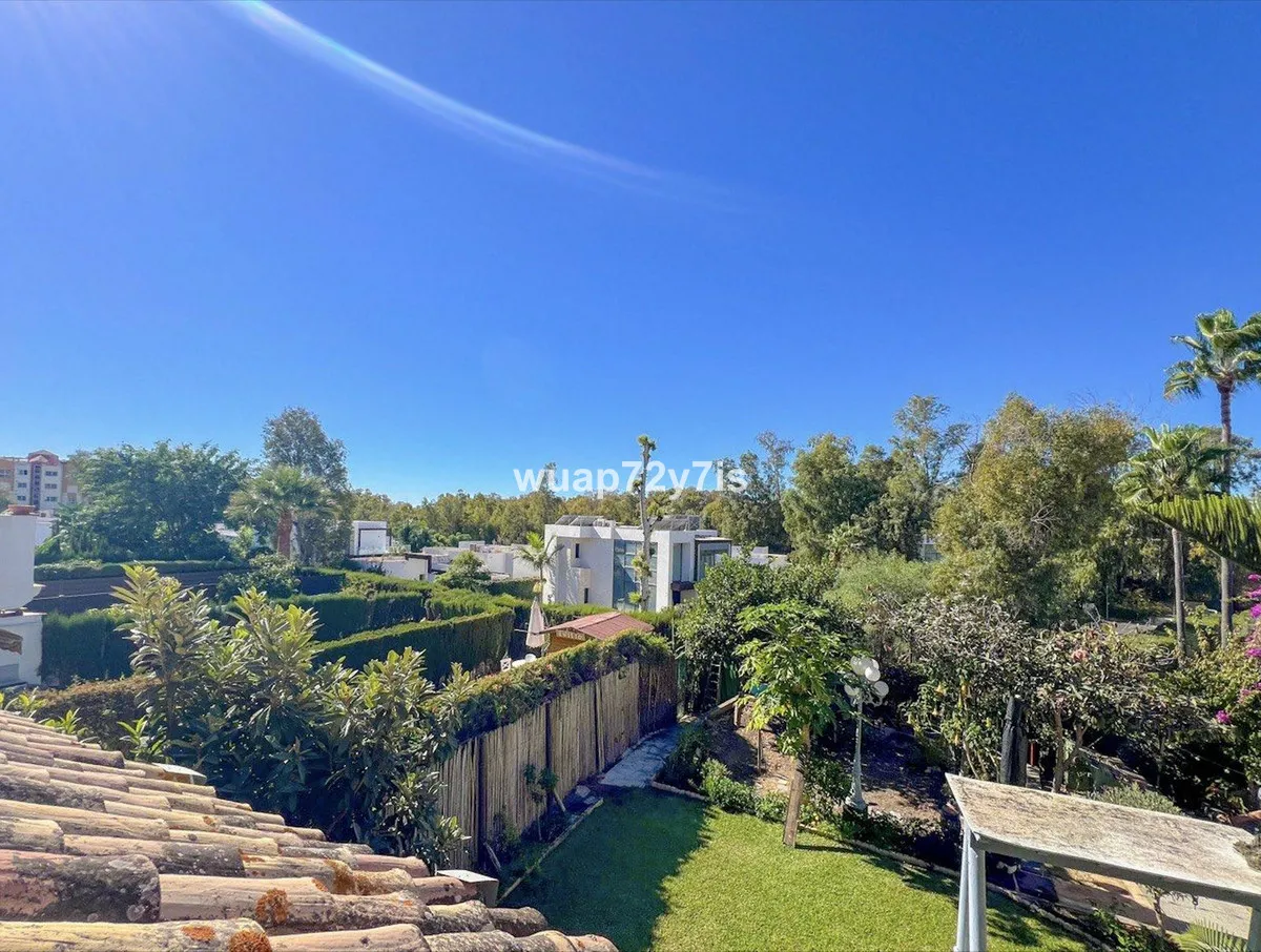 49b70c3c-bc2a-40b0-8191-6a250cc0db6e