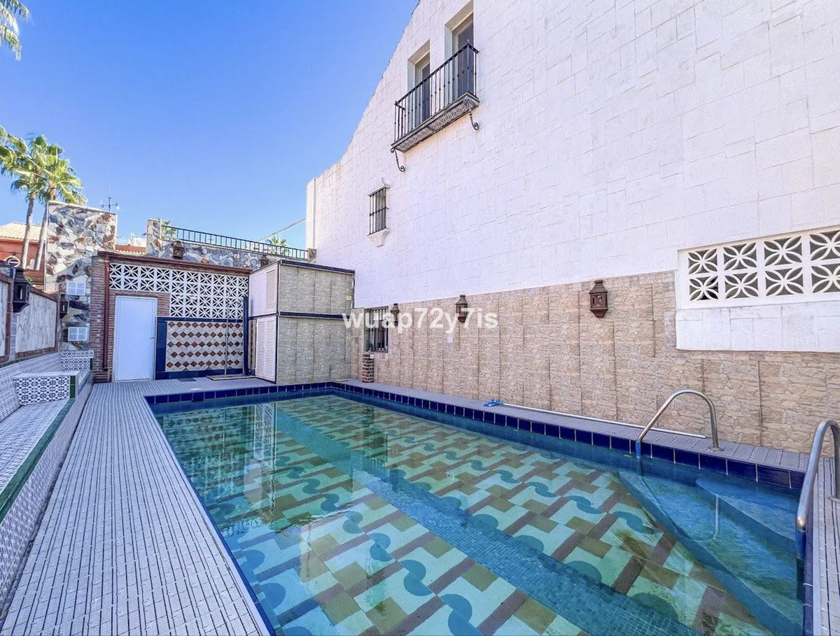 b04ec510-bcab-44e0-a370-58cd2ace7ac6