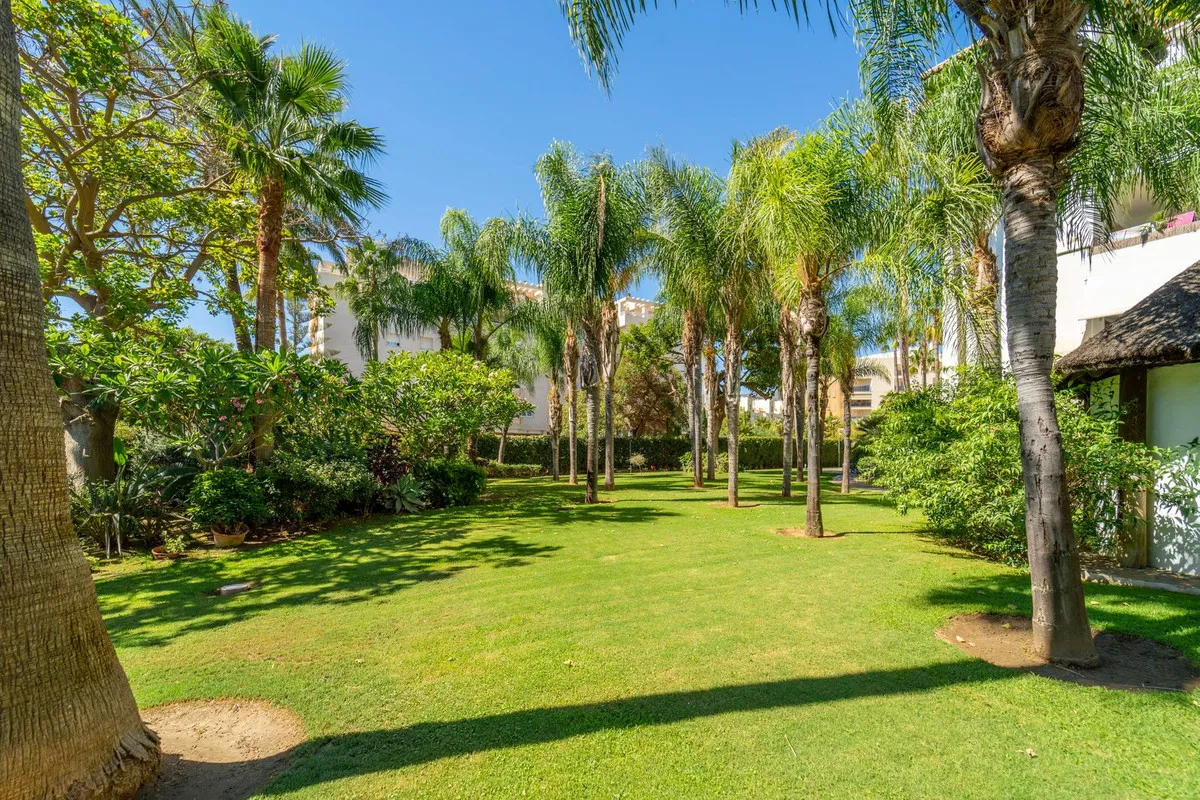 b9f62256-c8cb-4c00-ae5f-b09f8d311570