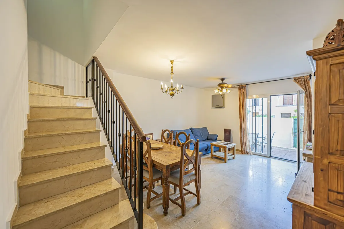 032f66e8-4f9a-4c19-96c1-9d863eefb8ea