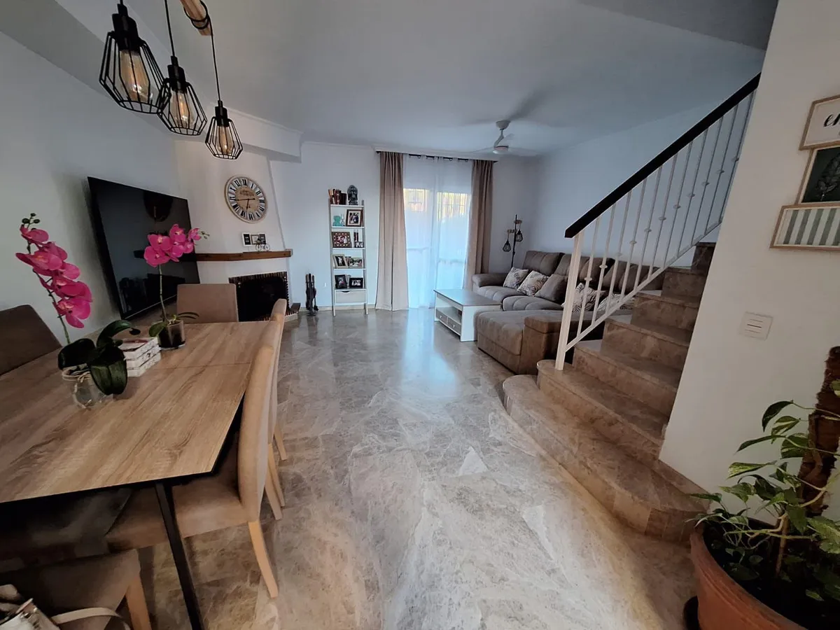 2c799848-5ac4-432c-ad18-f0b4b39c0665