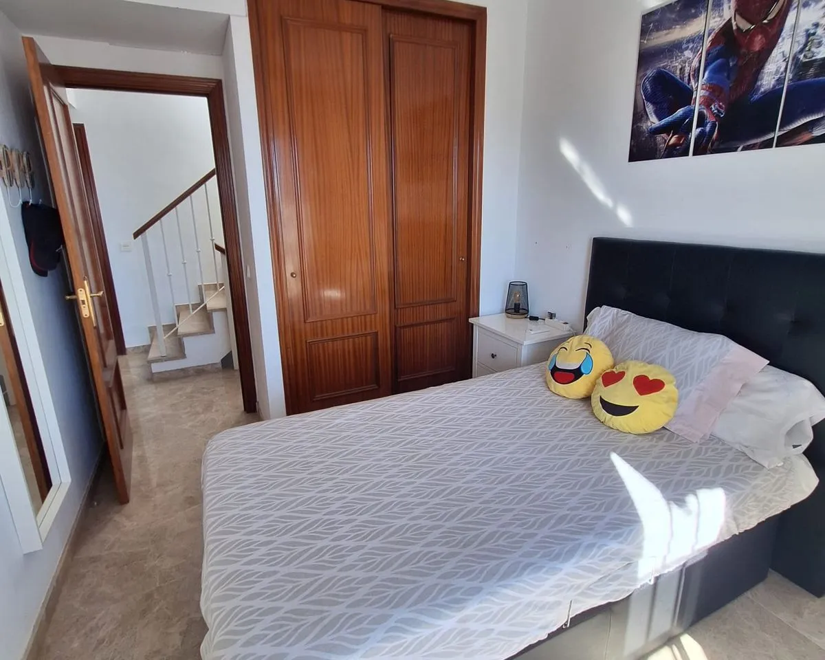 53be3efe-5a7d-47d6-93b2-76f8dbcd11f7