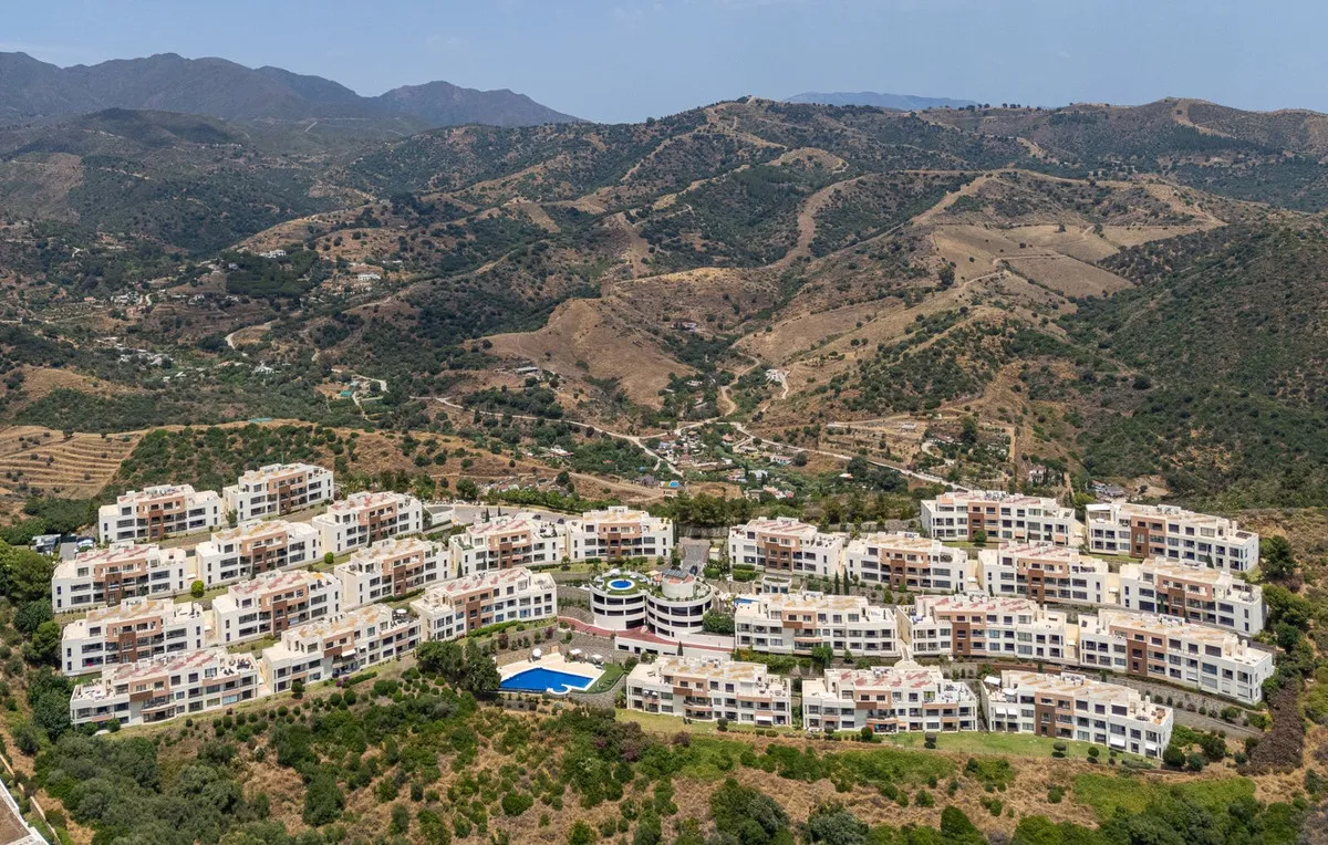 5d4e9572-2f86-4be6-bca5-bf783934ef7c