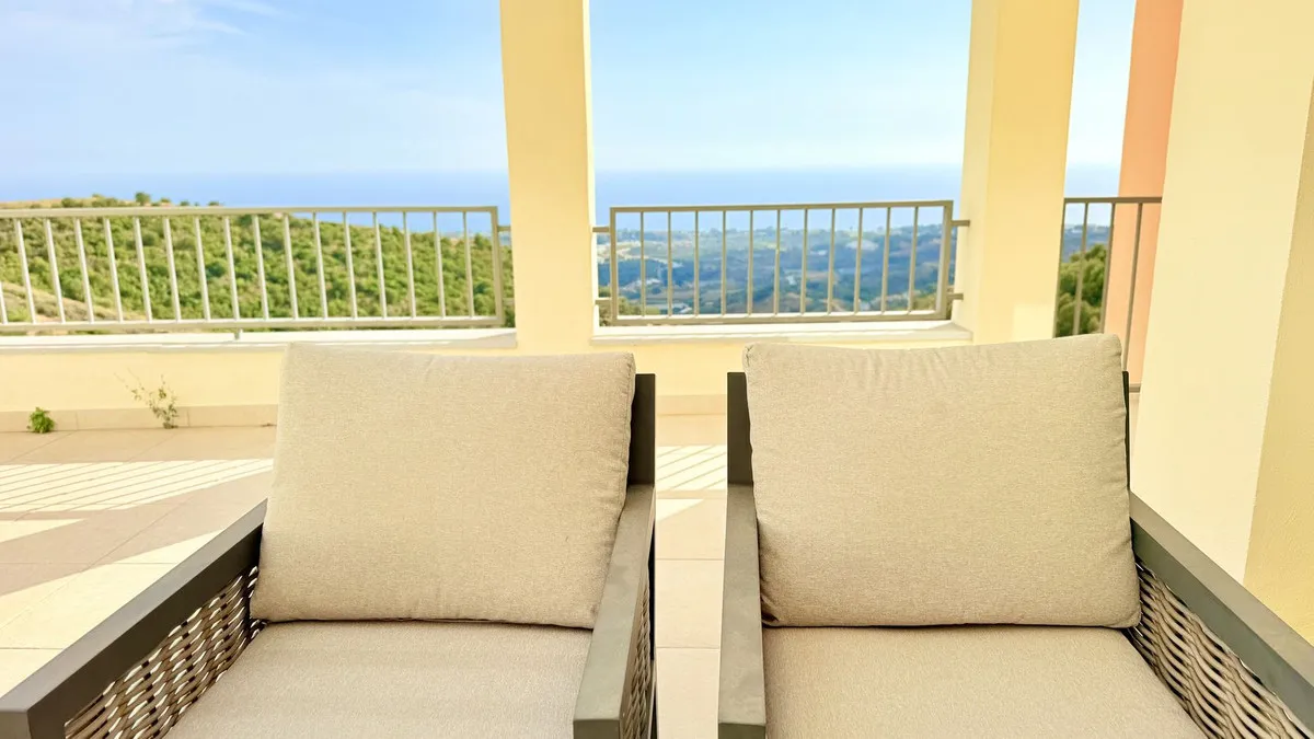 6c78765c-bc97-4853-870a-74080f6b30f8