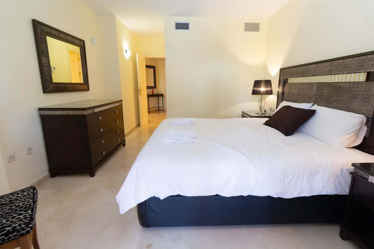 66528937-cc35-4a01-ac43-b09dd154d35e