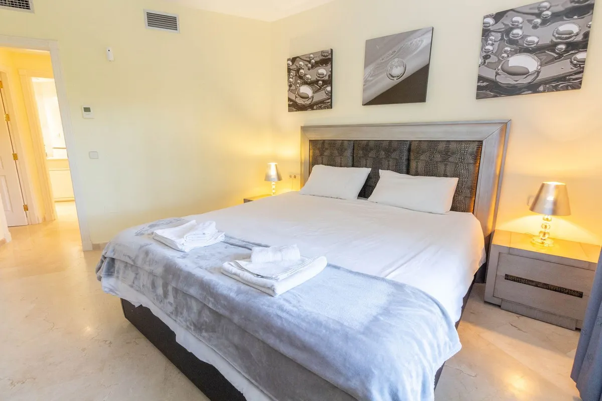 9f389209-d106-42bb-8a6c-8a25ac78a44e