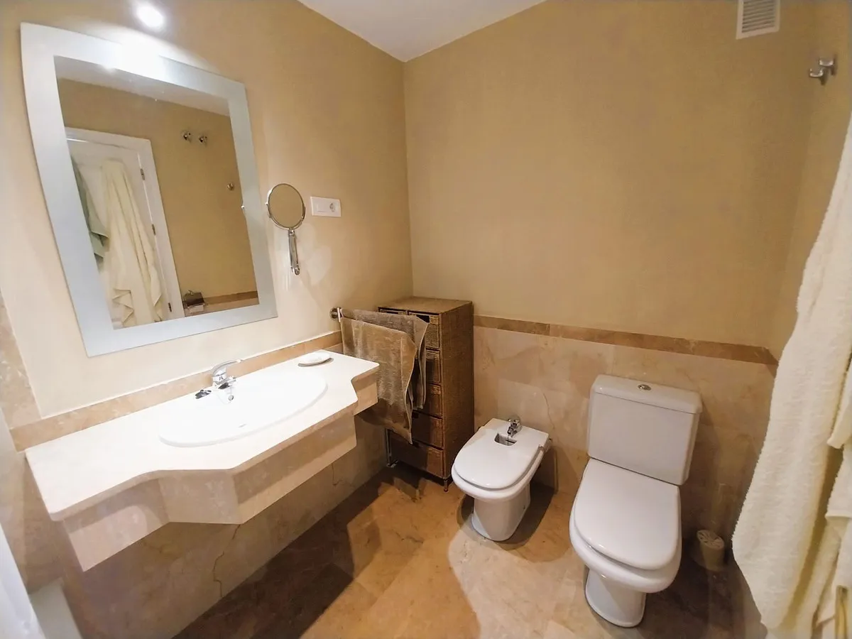 22875339-484d-4140-bf1b-d5860c817642