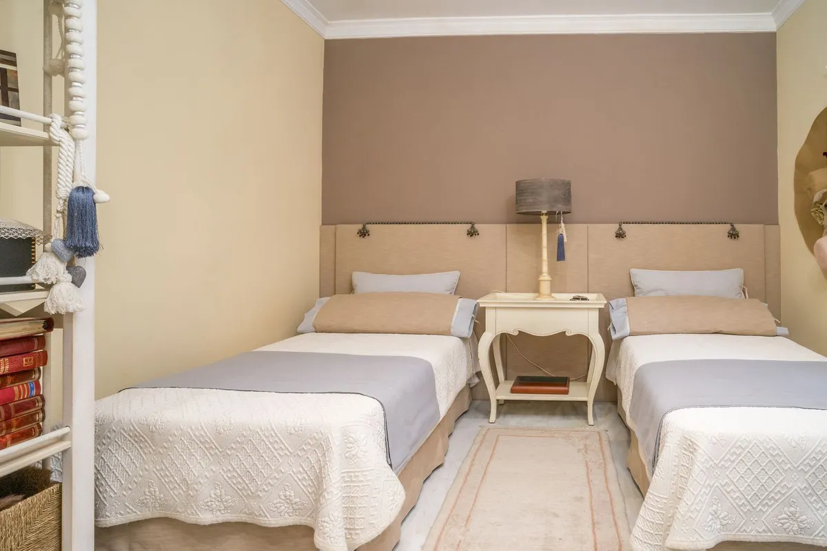 286dc533-98c8-442b-b5f4-175c7c0022f1