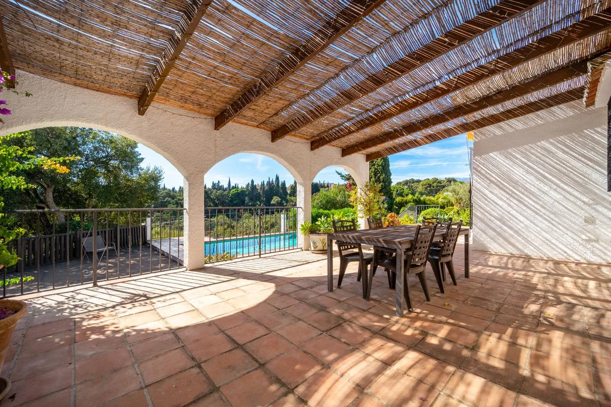 05da09e3-0dc8-4d26-b528-1c71fbfc301f