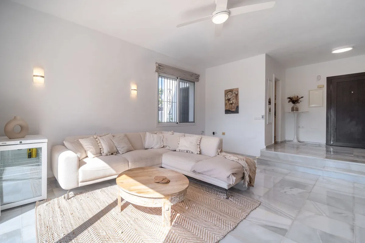 0f95fdc6-4ab3-48b7-a5af-01b03449f577