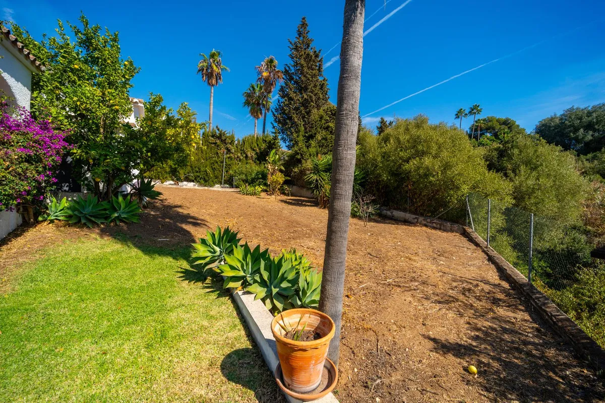 21080f52-fb1d-4282-a5fe-6e843515c2ea