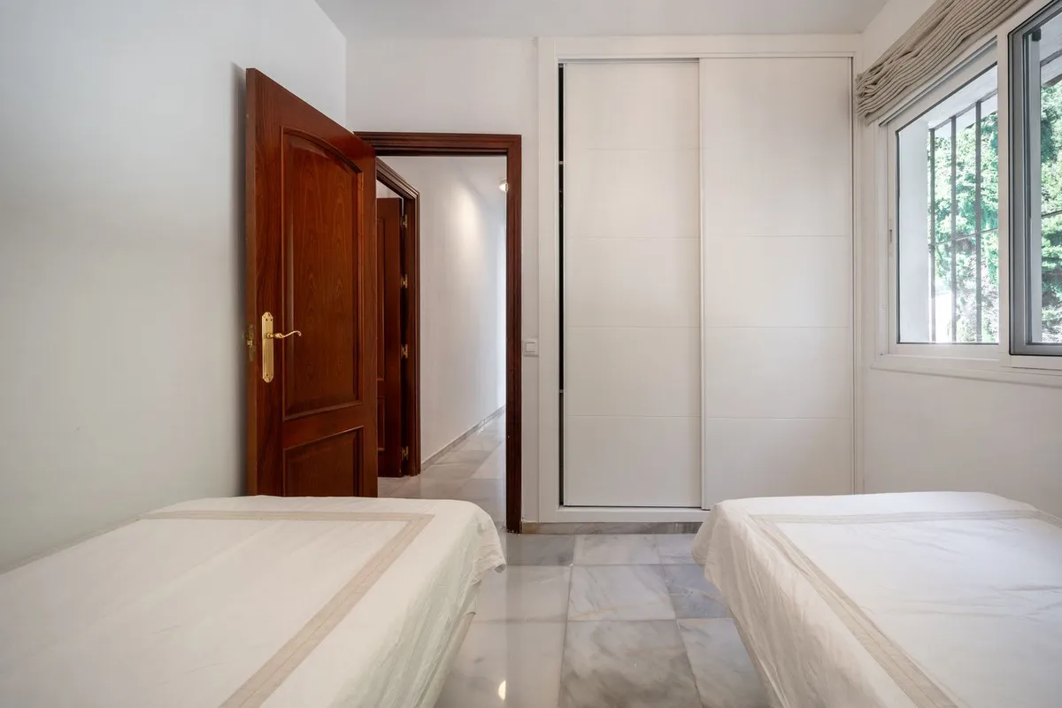 7c5ae638-f613-41e9-9fb3-3b1e57b19002