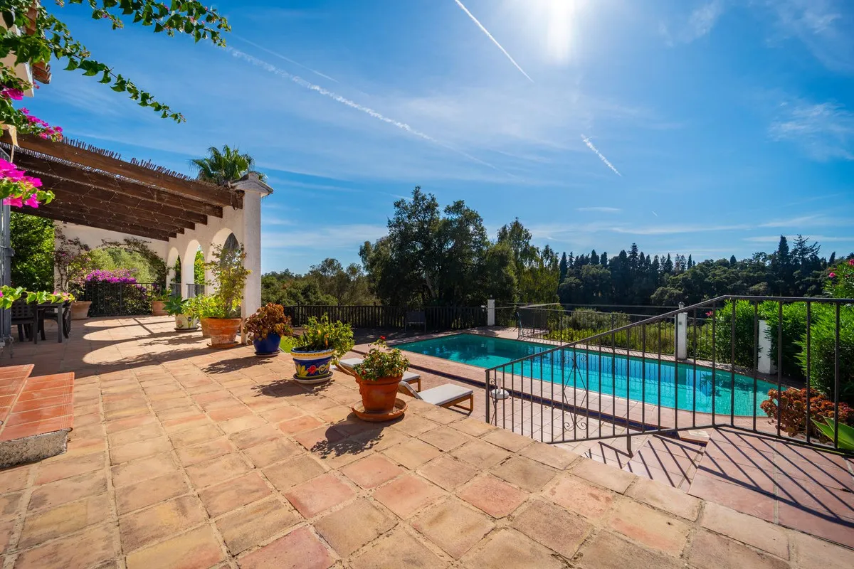 815b8fe7-1bac-46b8-9401-8d17d3df635c