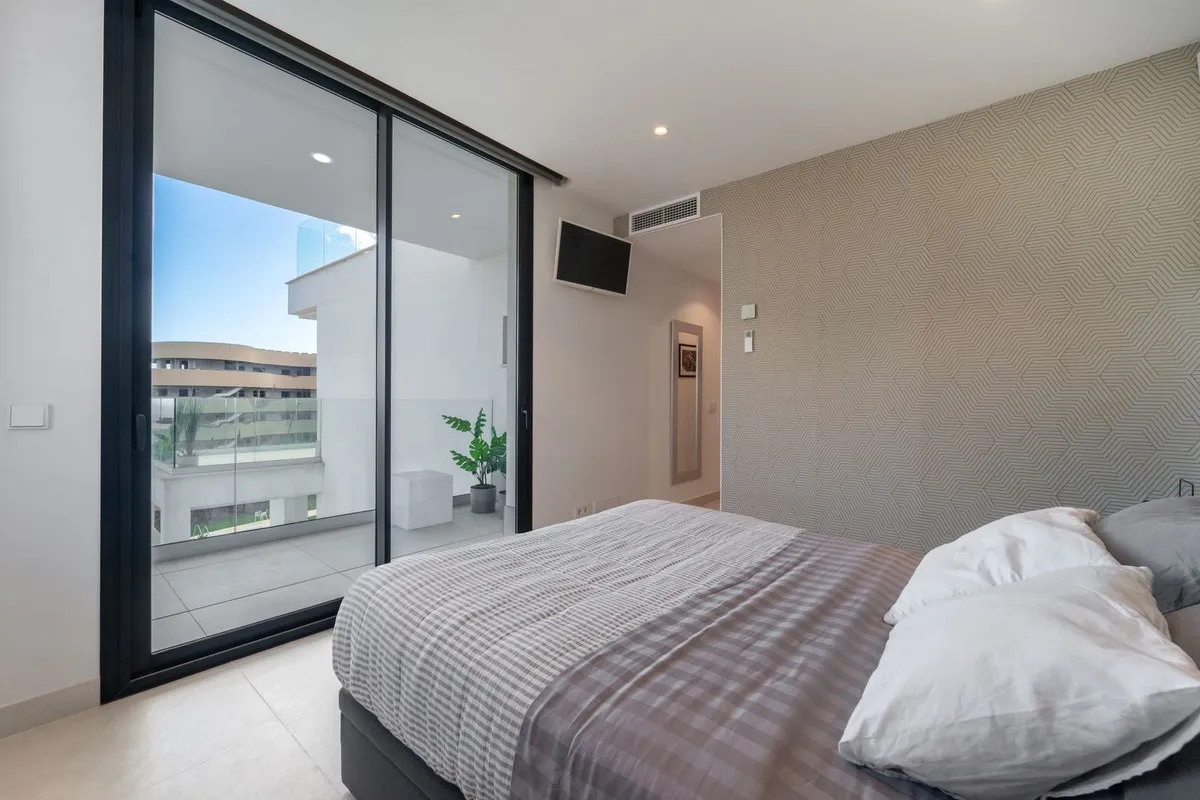 2e53ddec-096f-4232-ba5e-4ecd9d436b75