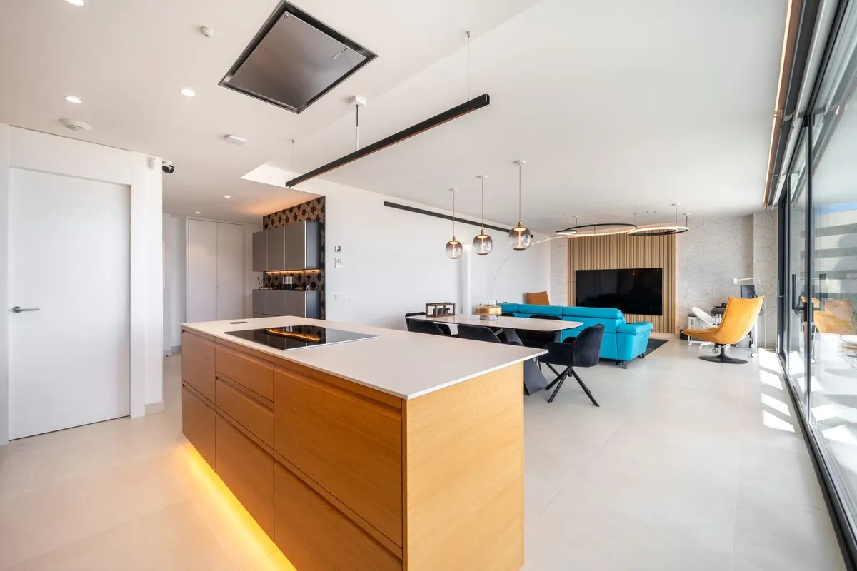 3646282e-c9e1-4454-81f3-f765ec2680e6