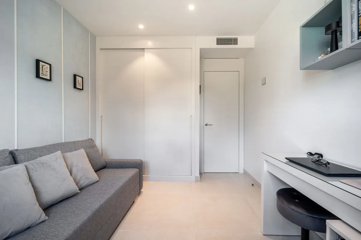 6438e510-44bd-46c9-87bf-fa7ab779a0c5