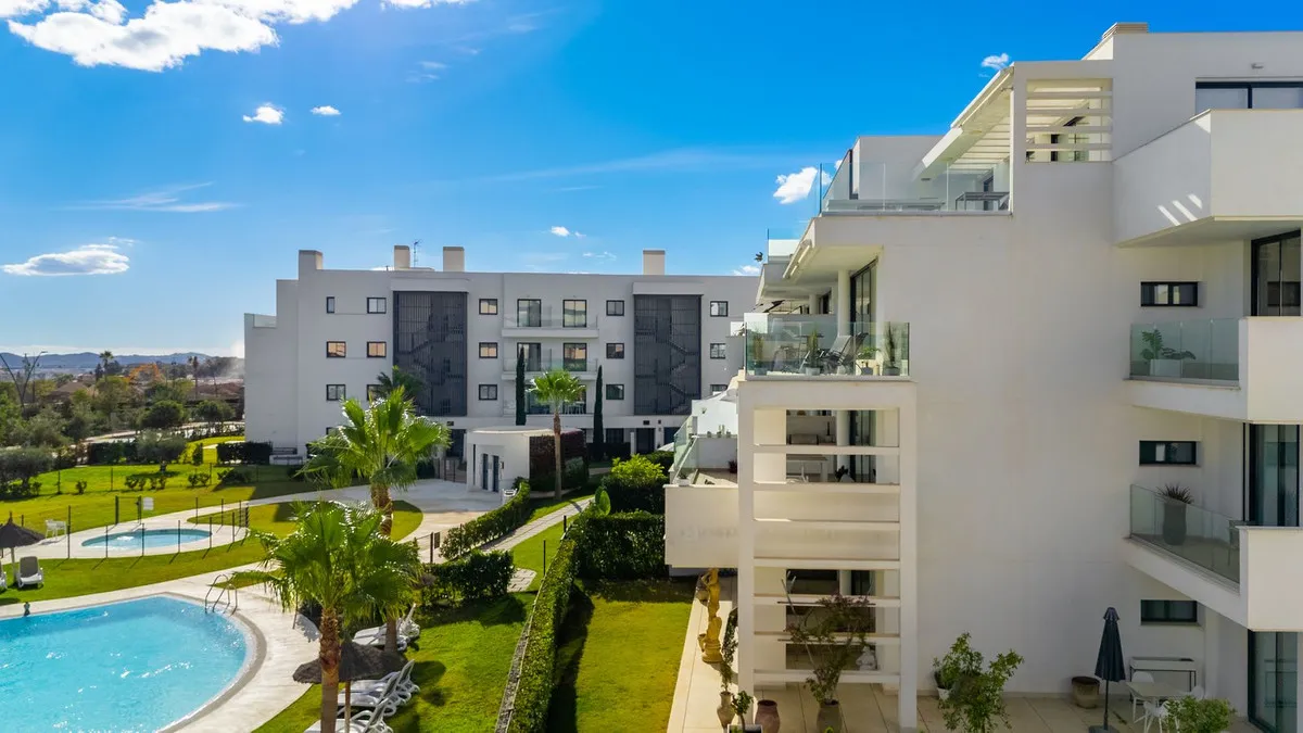 bf5c935b-c6d7-43a9-99c7-aa0fabd8e7a4