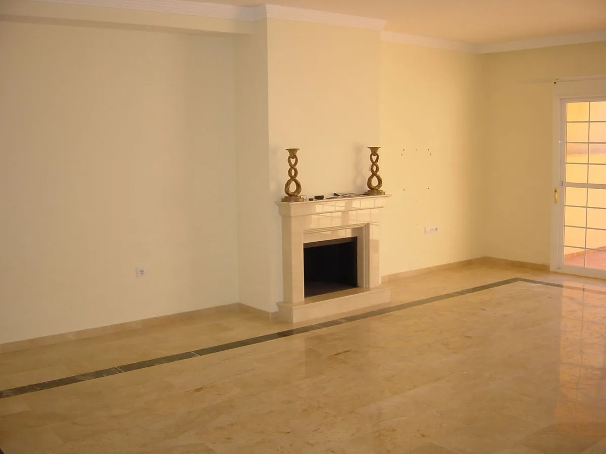 21942f84-6234-47a2-b277-220501fbe8eb