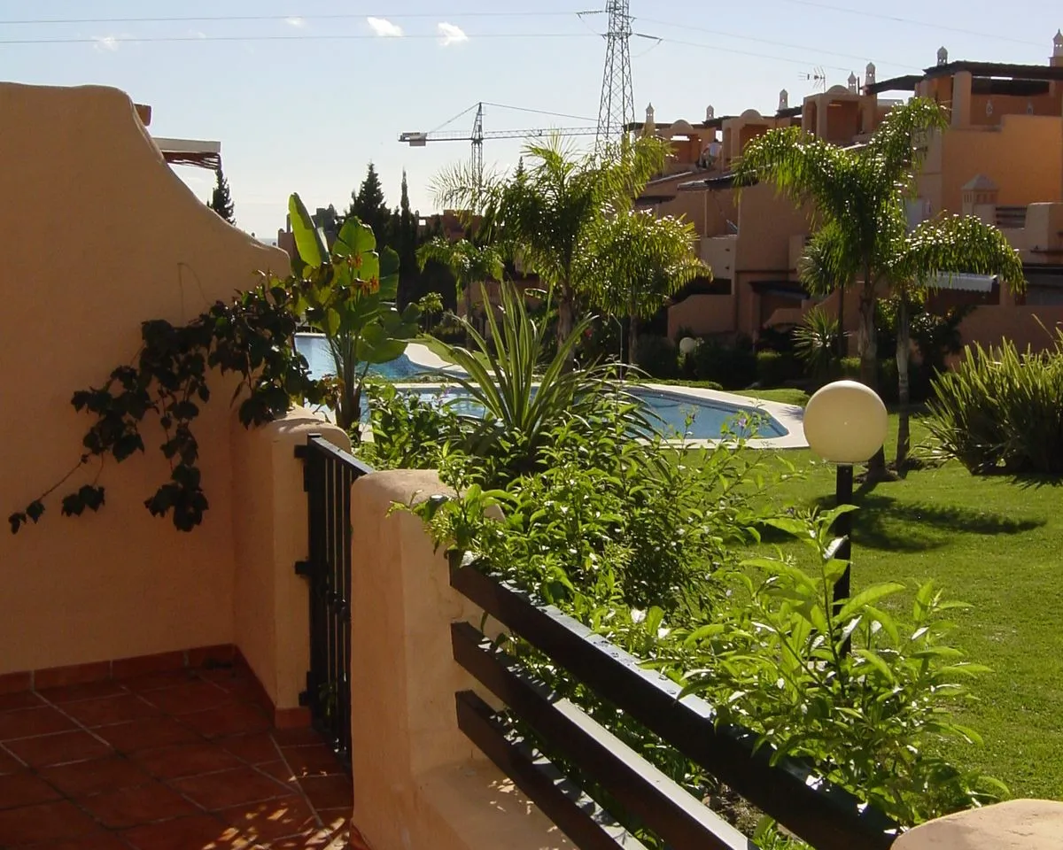 877b5ae9-ab14-4639-a8f1-decadf559789