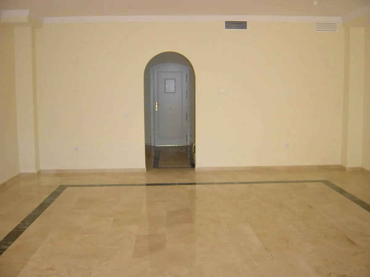 ab071fae-f390-4fa2-8c82-8bd3f0d53358