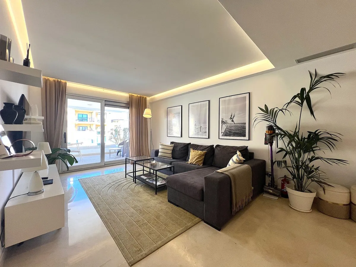 408c8ea2-8d9b-42fe-9c18-9c3676992223