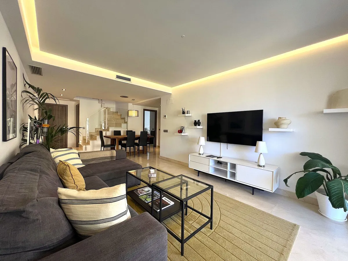 5271f2df-e61a-4222-9fdc-f1d1180397d0