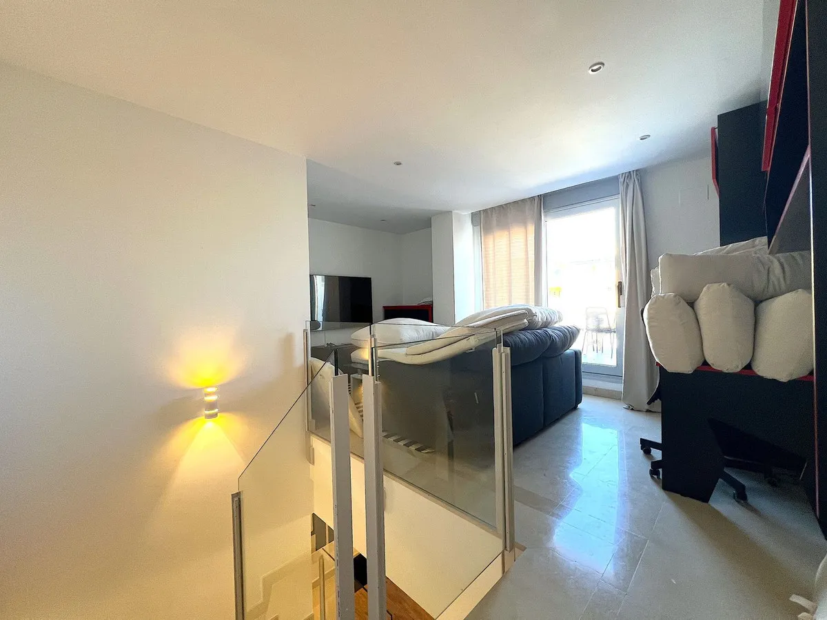 d3db37cc-2c6b-48e9-ad98-c23643f2803c