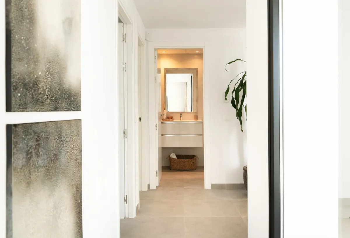 06dac97d-7ba7-40ca-815f-715d0ef9f9a4