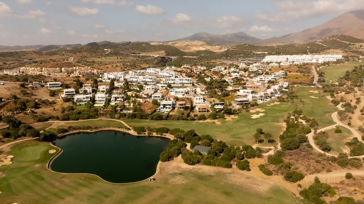 3271179b-598d-44ac-b2fb-e3392476eda6