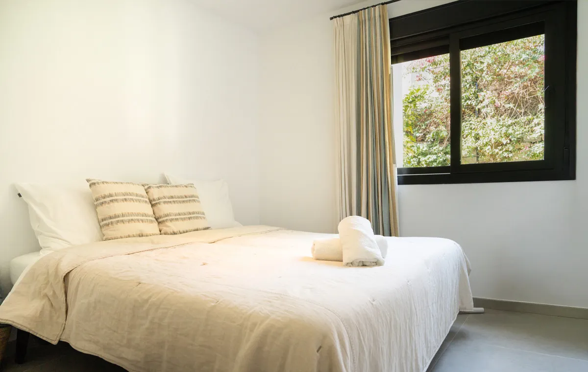 bc9b36c7-cd80-40f7-8d5b-3bbf2ff0cbd5