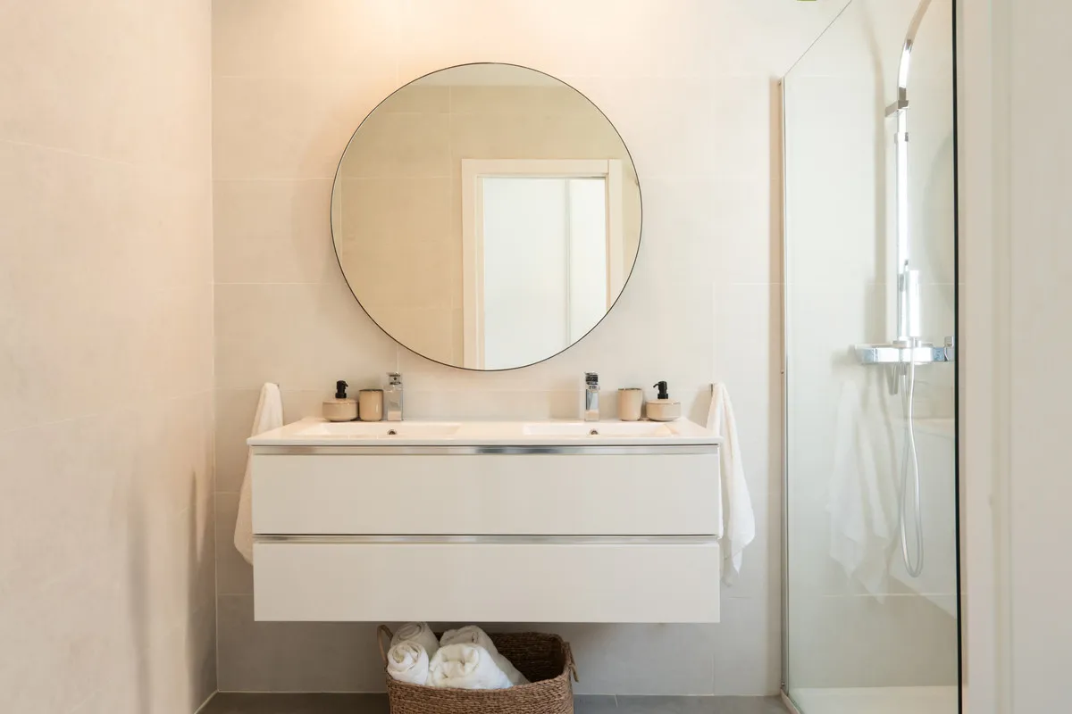 dc74959f-6acf-4fa7-b12d-875a03b0fdd7