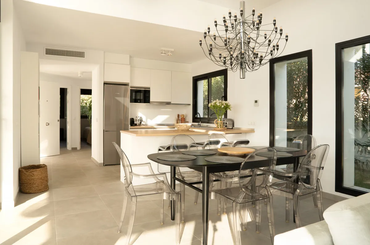 f5b0ce80-3c1a-480b-83a6-b6209f715307