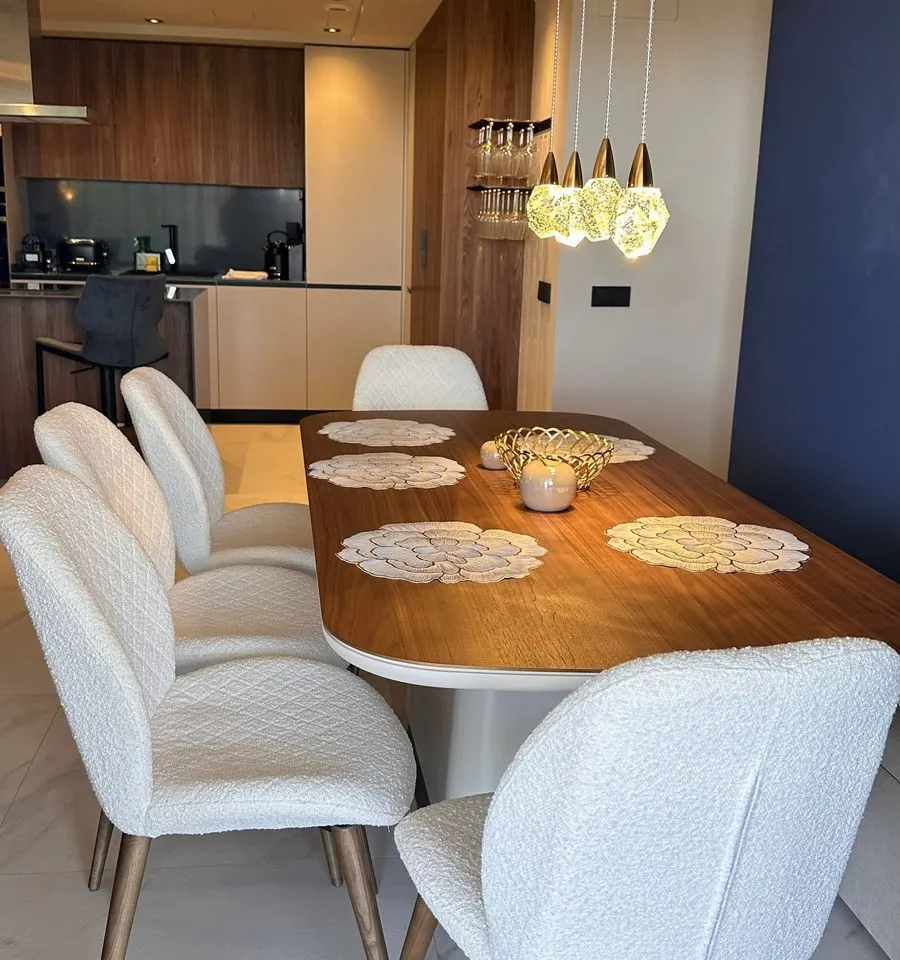 4c6cfb9b-dafb-4b4f-abb2-59d710d4af3b