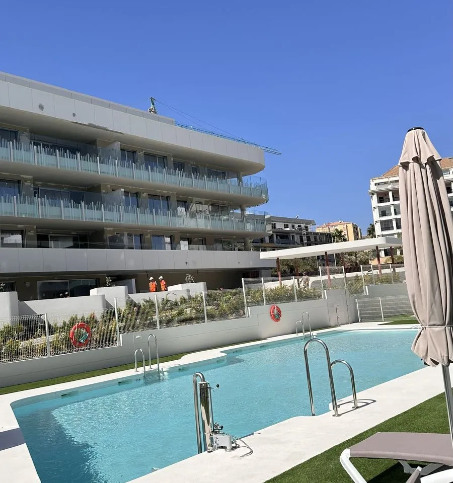 d8592ac3-7bbe-4f32-8f65-85432c53373d