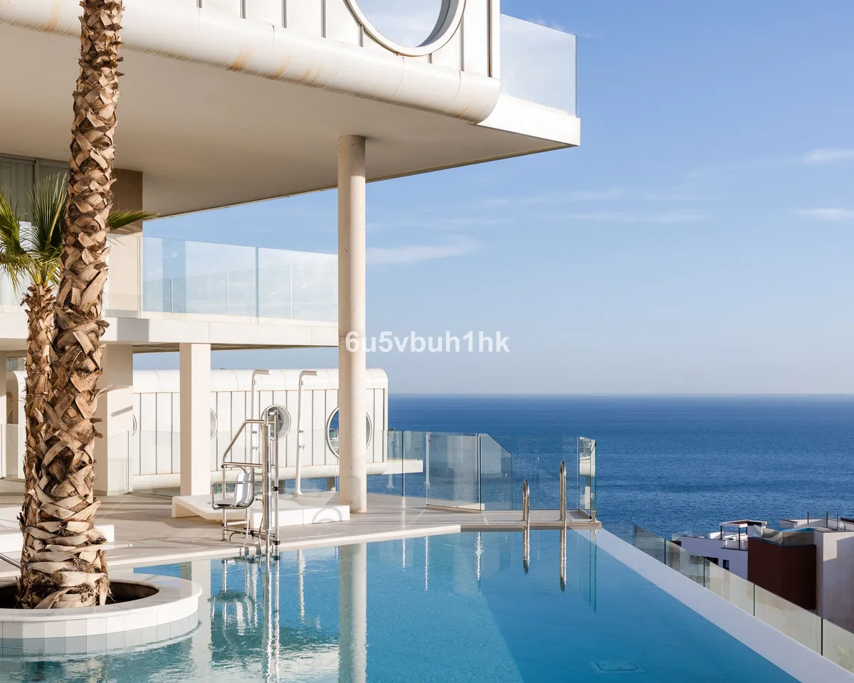 a1275f03-18ac-41bb-85d8-58b896946db7