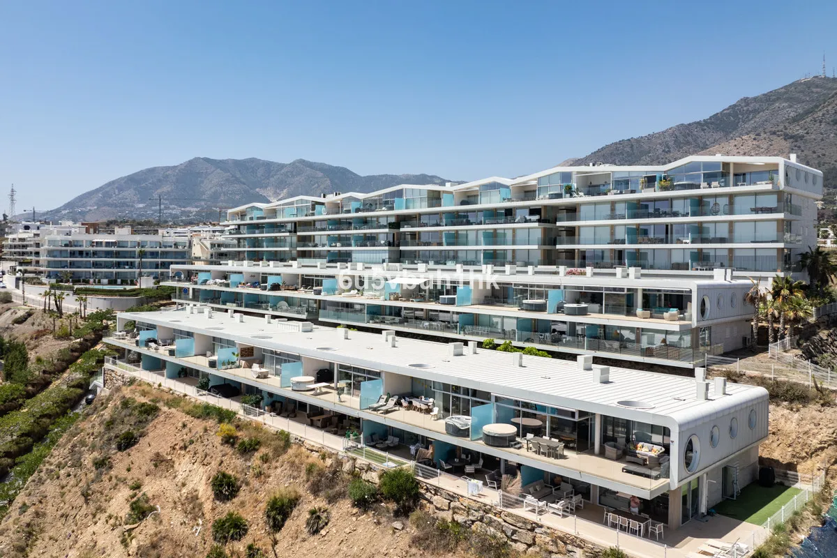 f41acab1-1deb-4afa-b259-feb46a9b0c3b