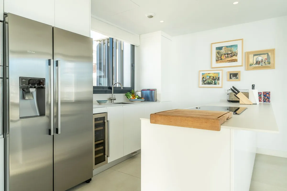 3a9dd6ab-3991-4235-8643-1fc68a6569a7