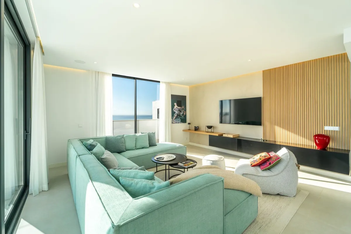 a8447ace-823c-46a4-9281-ecf4ac8be104