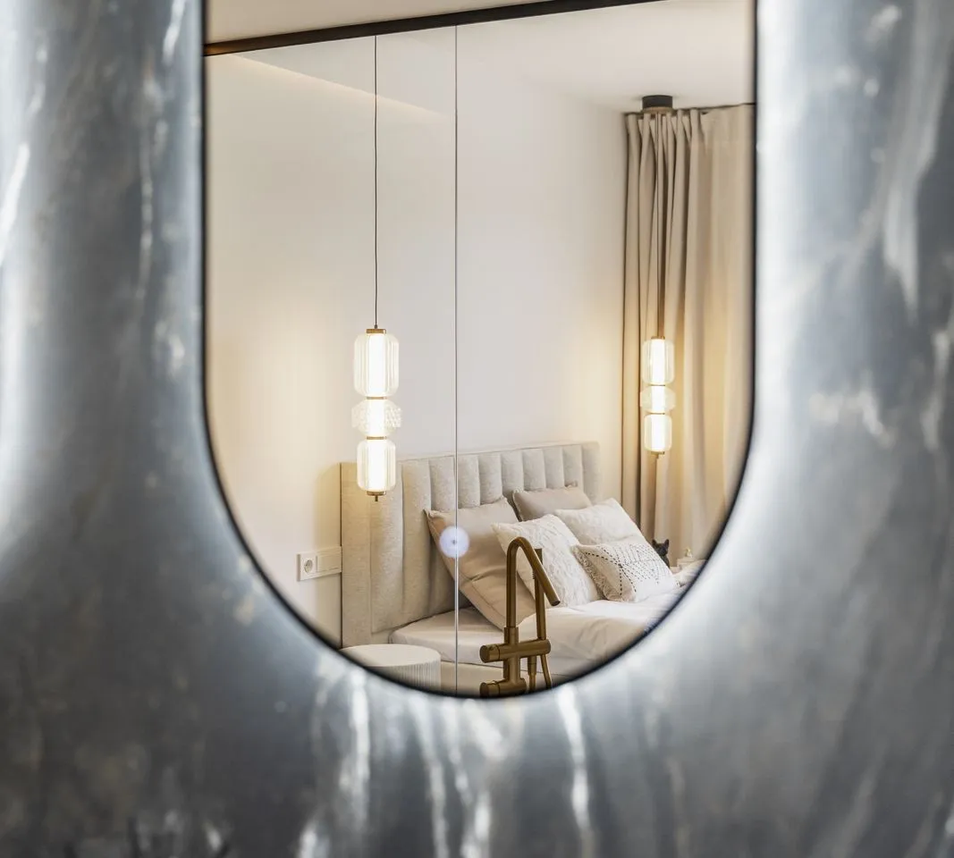 00542fde-3fc0-468c-a6c2-6d69e4dd7544