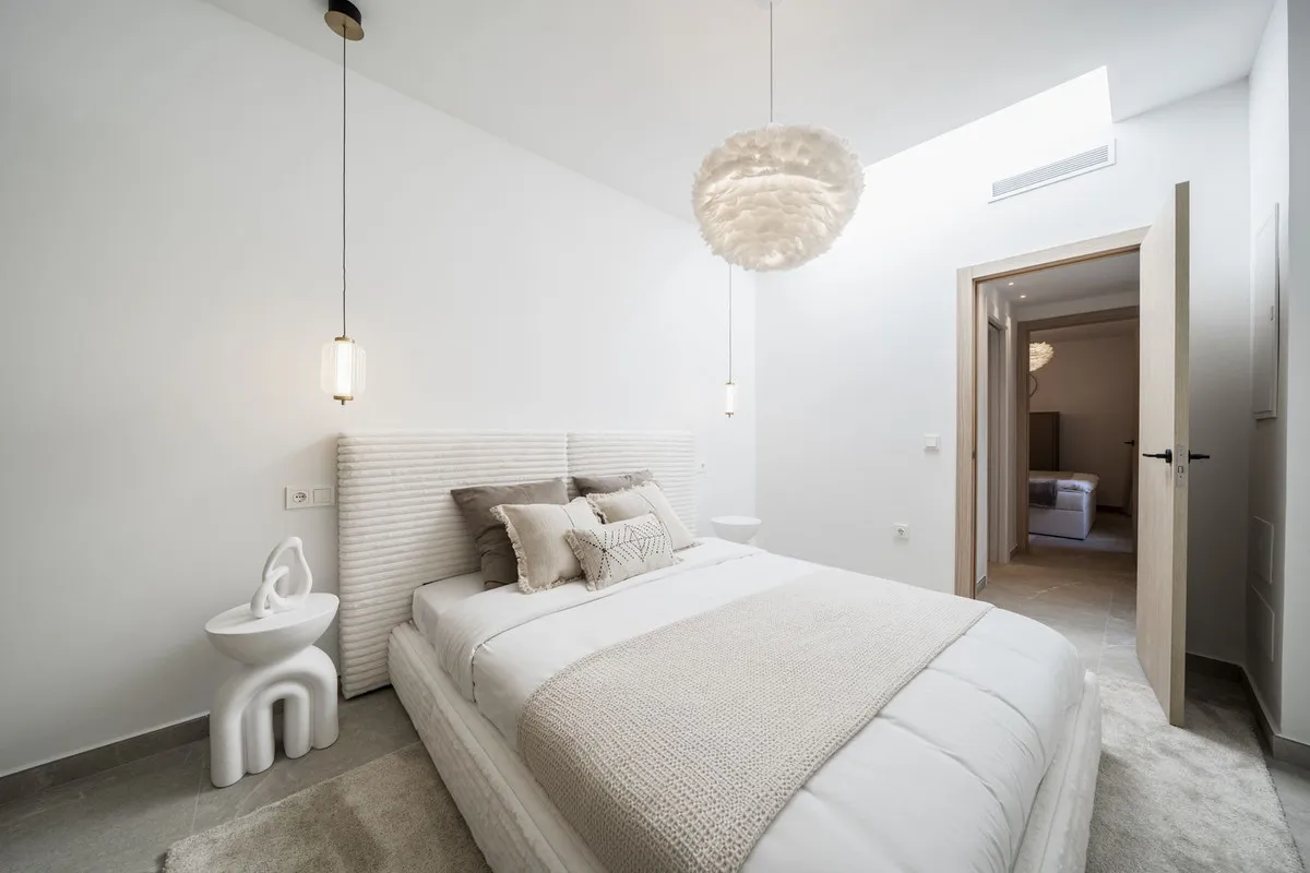 1b4e3c92-1d68-4c76-9e4d-0940a71edd86