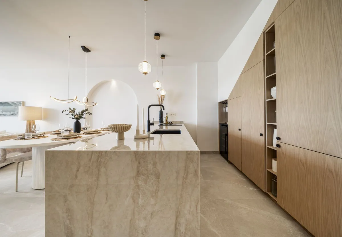 3aaaa964-50aa-4be5-838a-9312e989456f