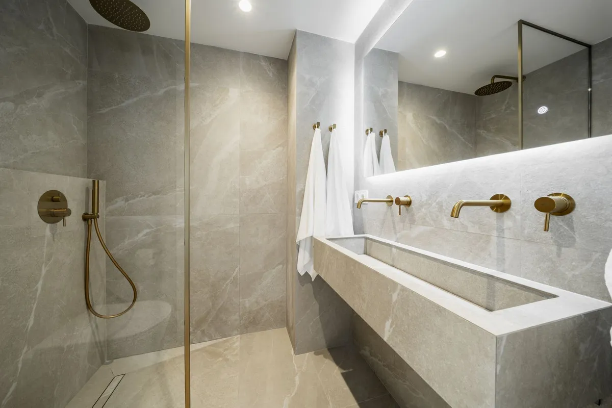 6da03a71-bc6b-425c-b2ed-247554fb251a