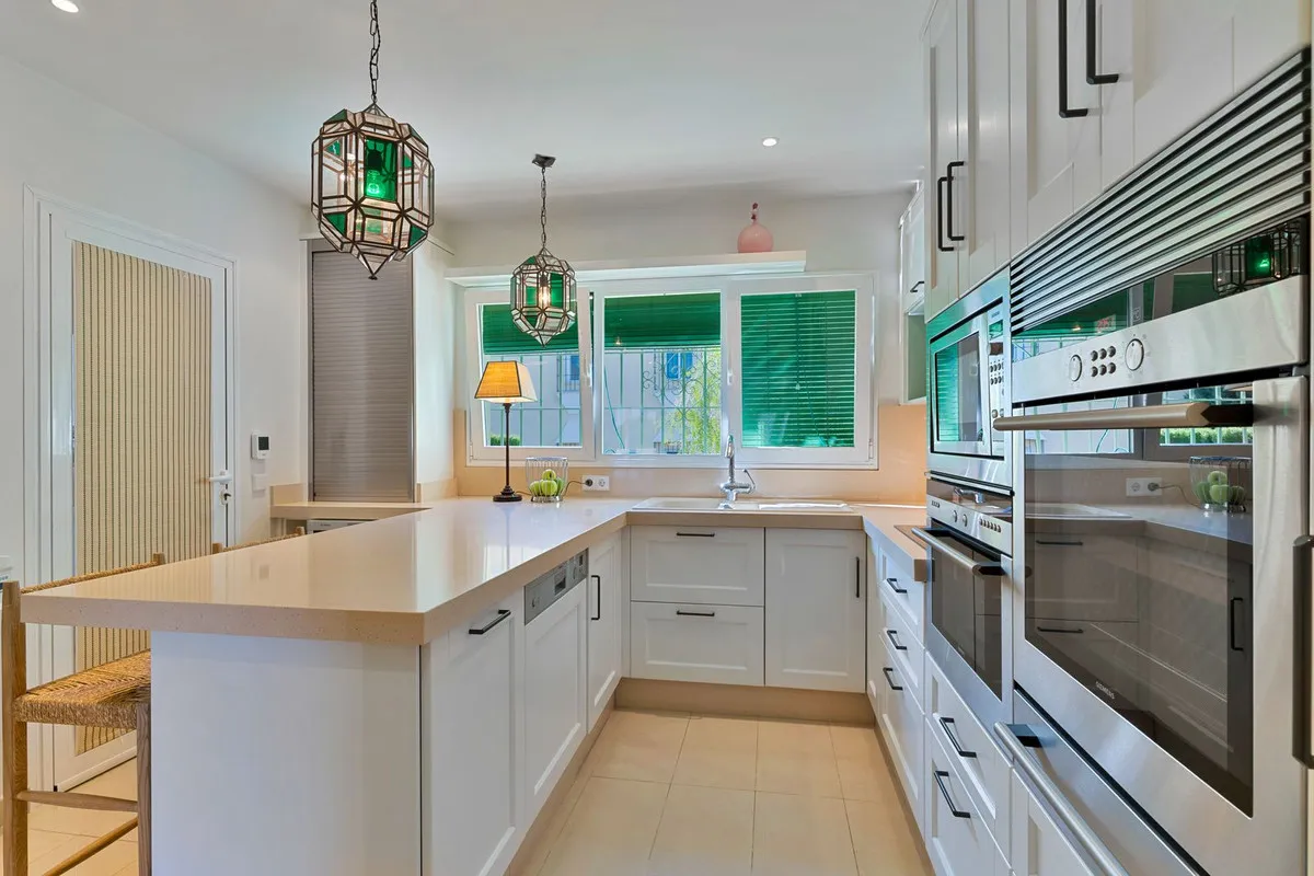 0183f5ec-bbae-4cef-b69b-77842fd7961f