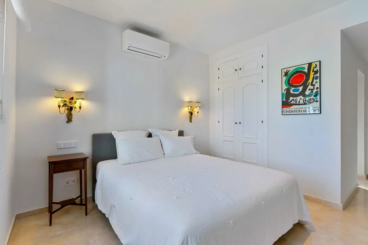 0f8b1a77-13e7-425b-be4f-a51d2bf52b6b