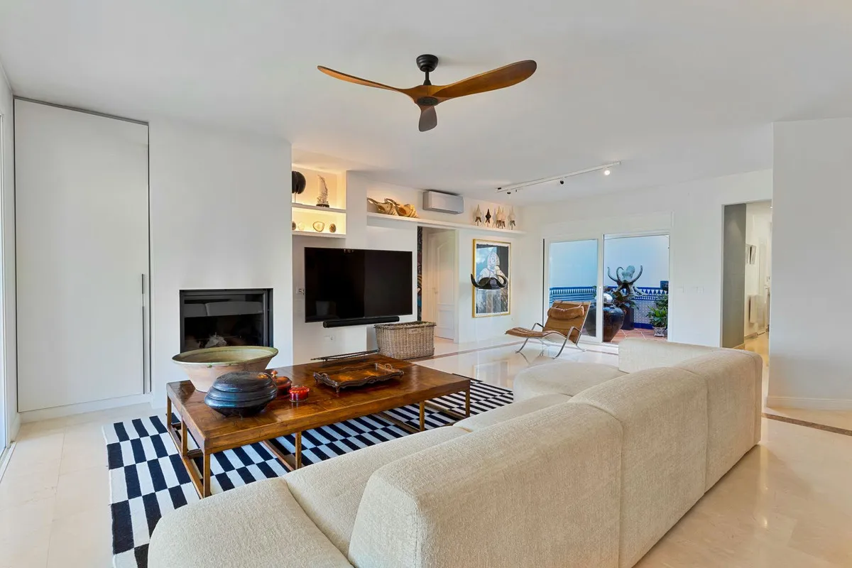 65efa446-3445-4c1e-a4b5-68d3ebb2b5df